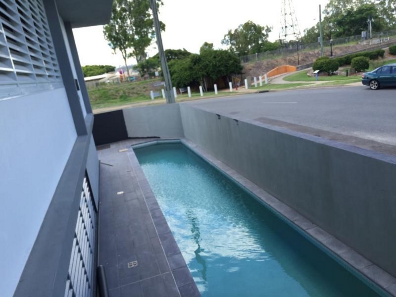 701/2-4 Victoria Parade, Rockhampton City QLD 4700